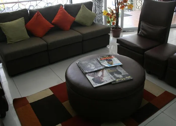 Sampaguita Plaza Garcia Hotel 3*