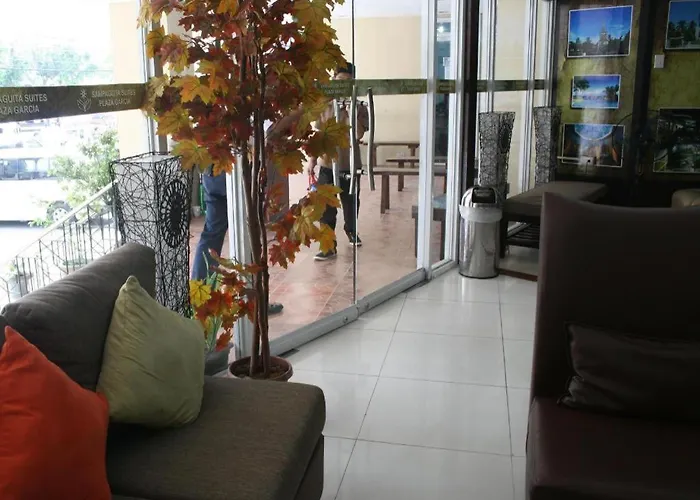 Sampaguita Plaza Garcia ホテル 3*