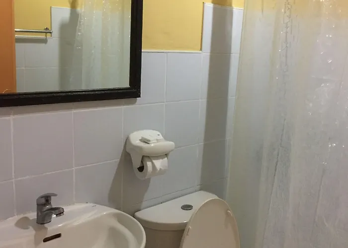 ホテル Sampaguita Plaza Garcia 3*
