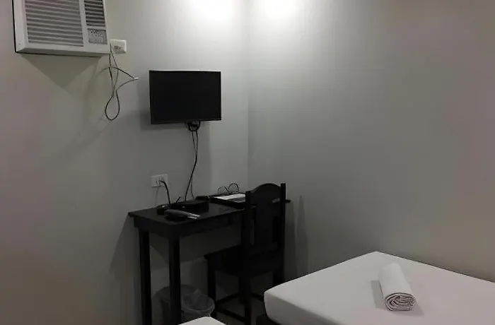 Hotel Sampaguita Plaza Garcia Adlawon