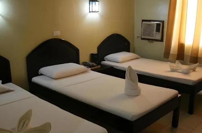 Sampaguita Plaza Garcia 3* Adlawon