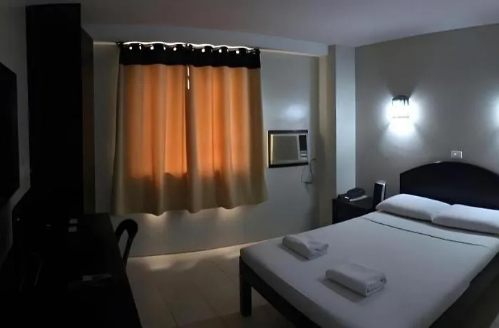 Sampaguita Plaza Garcia Hotel Adlawon