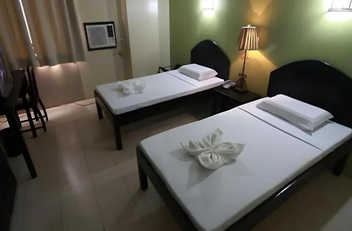 Sampaguita Plaza Garcia Hotel