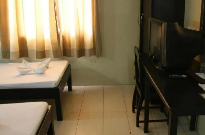 Sampaguita Plaza Garcia Hotel Adlawon